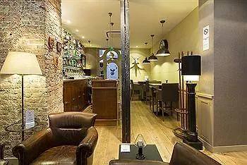 Ξενοδοχείο Brittany 3*